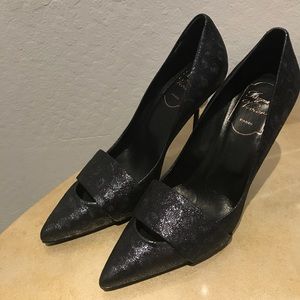 New Roger Vivier pumps